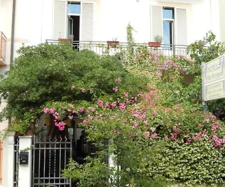 Hotel Morgana 2*